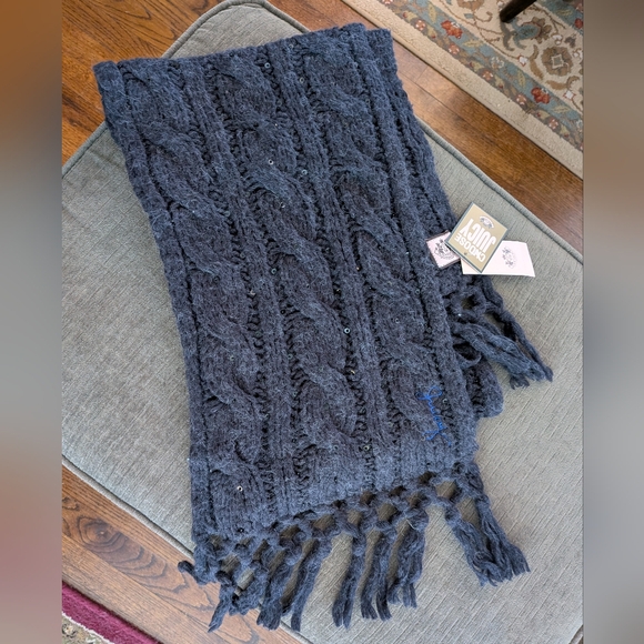 Juicy Couture Accessories - NWT Juicy Couture Dark Gray/Charcoal Cable Knit Scarf